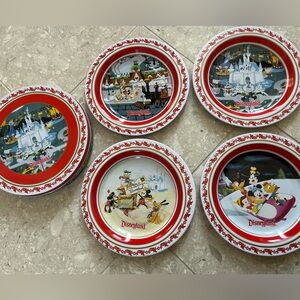 Disneyland resort 2007 plate set